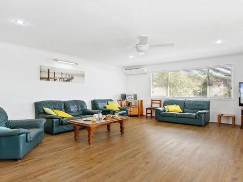 Whispering Waves - Relaxing Beach House - Hobart Tourism 1