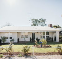 White on Wright Clare - Hobart Tourism