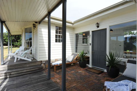 White Shell Cottage - Hobart Tourism 2