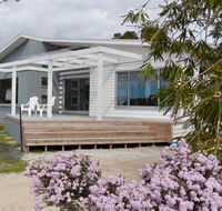 WHITE SHELLS HOLIDAY RENTAL