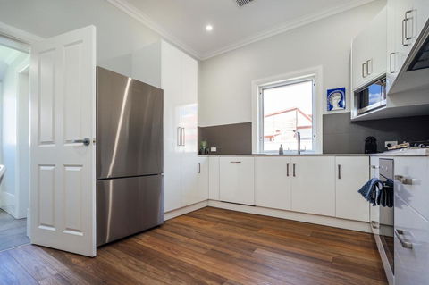 Whitehaven On Moseley - Wifi - Nespresso - Tourism TAS 3