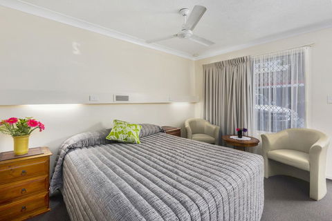 Whiteoaks Motel & Lodges - Hobart Tourism 3