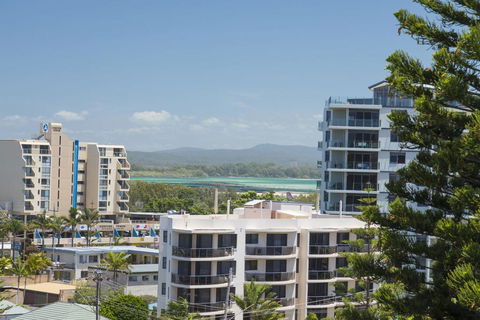 Whitesands, Unit 602, 34-38 North Street - Hobart Tourism 3