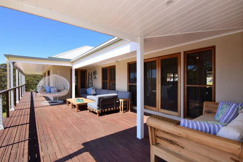 Wild Peace Mountain Lodge - Kangaroo Valley - Hobart Tourism 1