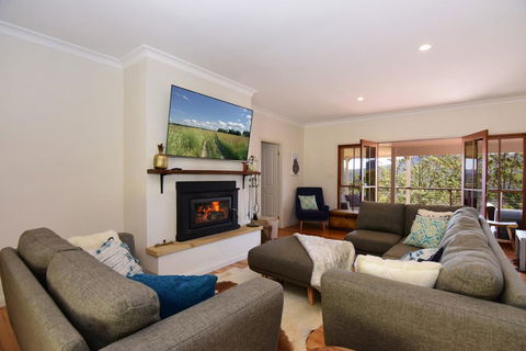 Wild Peace Mountain Lodge - Kangaroo Valley - Hobart Tourism 3