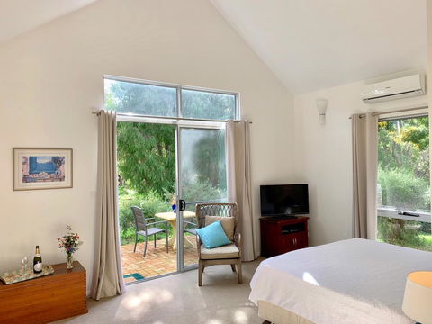 Wilderness House - Hobart Tourism 2