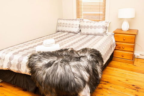 William Cottage Central Heritage Home - Hobart Tourism 2