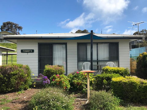 Wintersun Holiday Cottages - Hobart Tourism 3