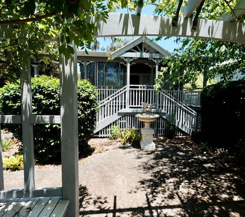 Wisteria Cottage 95 Main Western Road - Hobart Tourism 1