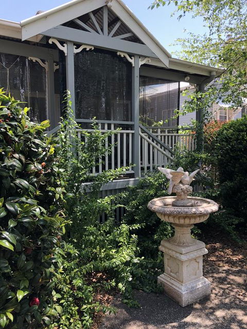 Wisteria Cottage 95 Main Western Road - Hobart Tourism 3