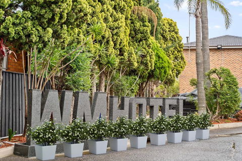 WM Hotel Bankstown - Hobart Tourism 0