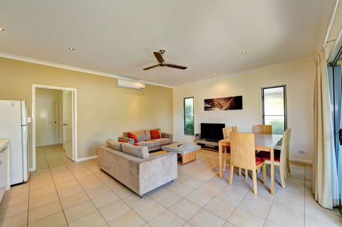 Woodgate Beach Houses - Hobart Tourism 1