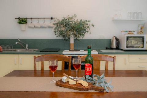 Woongara Cottage - Pet Friendly Country Retreat - Tourism TAS 2