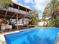 Book Alexandra Headland Accommodation Vacations Tourism TAS Tourism TAS