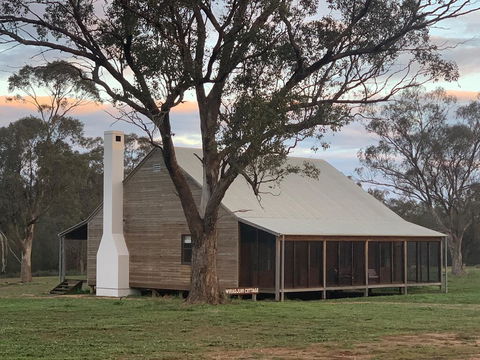 Yarrabandai Creek Homestead - Hobart Tourism 1