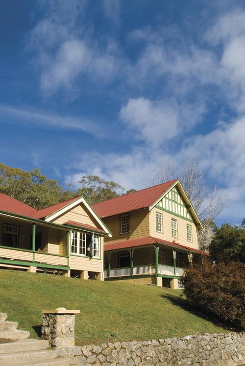 Yarrangobilly Caves House - Hobart Tourism 3