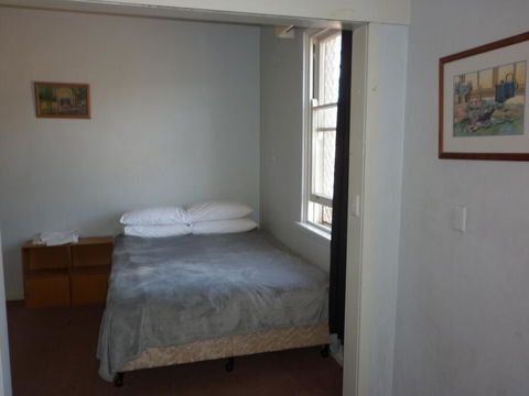 Young Budget Accommodation - Hobart Tourism 0