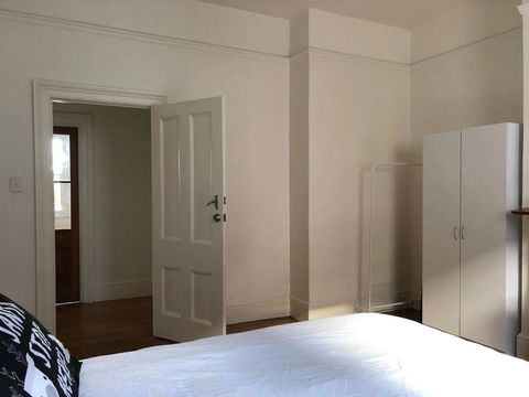 Your Home In Sandy Bay - Hobart Tourism 3