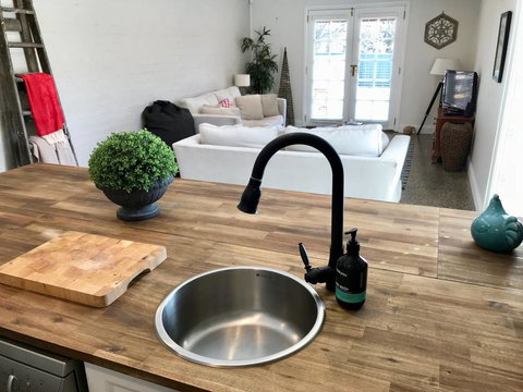 YSG The Edward Townhouse 153 - Walk To Town - Hobart Tourism 1