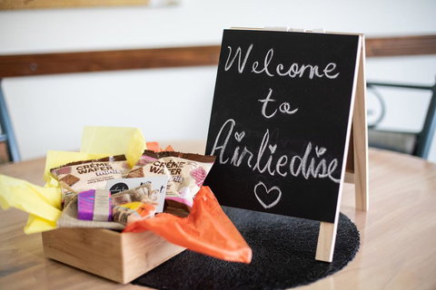 AirliediseNO HillsKitchen5min Walk 2 Ferry TerminalWiFiNetflix - Tourism TAS 2