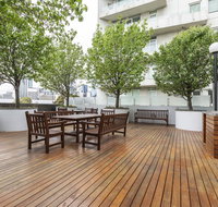 of SouthbankLight filled apartmentHUGE private terrace with city viewsParkingPoolGymWiFi - Tourism TAS