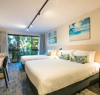 Nightcap at Kawana Waters Hotel