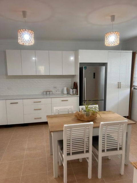 15 Sunrise Drive - Hobart Tourism 1