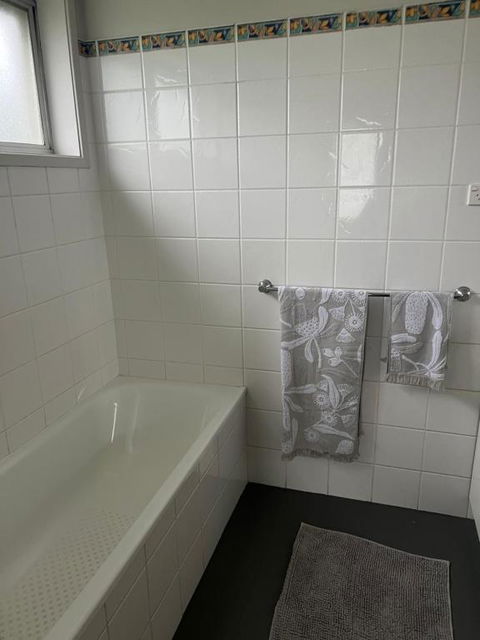 3 Bedroom Home In Thirlmere - Hobart Tourism 4