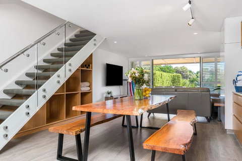 A Perfect Stay - 4 James Cook Apartments - Tourism TAS 3