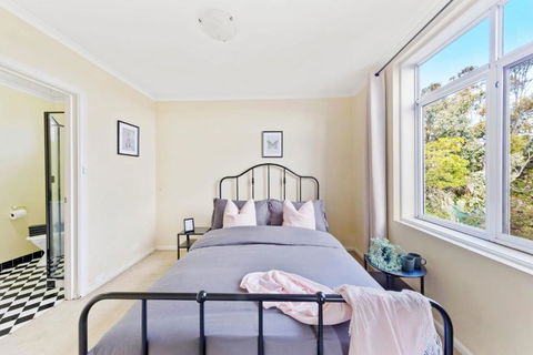 A Comfy & Cozy Apt In Clifton Hill FREE Parking - Tourism TAS 0