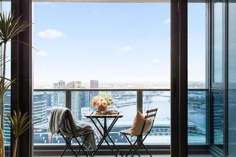 A Cozy 2BR Apt With Harbour Views FREE Parking - Tourism TAS 1