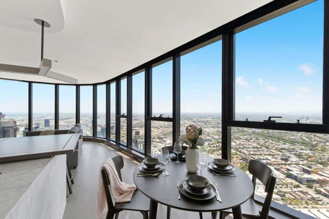 A Cozy 3BR Apt With Panoramic Views FREE Parking - Tourism TAS 2