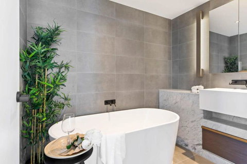 A Cozy 3BR Apt With Panoramic Views FREE Parking - Tourism TAS 4