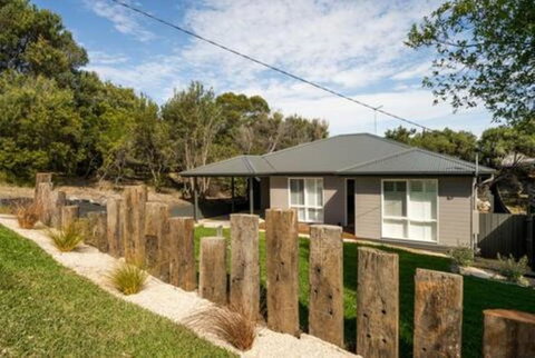 A Getaway For Two - Tourism TAS 1