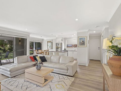 A Homely House 6 Mistral Close - Hobart Tourism 1