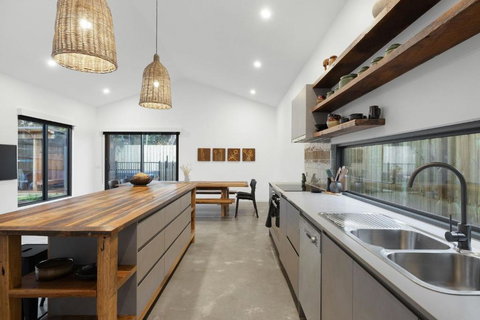 A Lazy Marlin - Tourism TAS 1