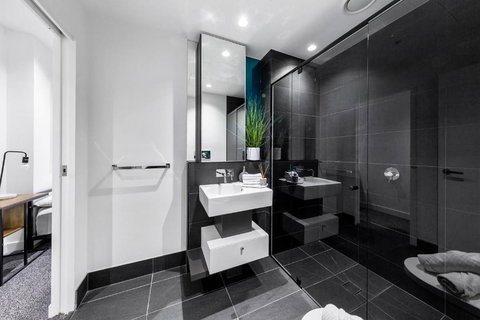 A Lovely Apt Right Next To Southern Cross Station - Tourism TAS 3