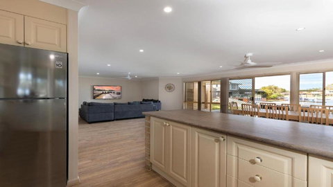 A Mariners Cove Yamba - Tourism TAS 4