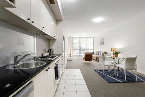 A Modern & Cozy Studio Next To Darling Harbour - Tourism TAS 3