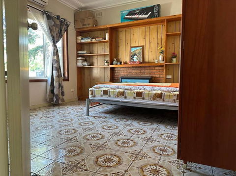A Nice And Spacious Room In Sunshine - Tourism TAS 2