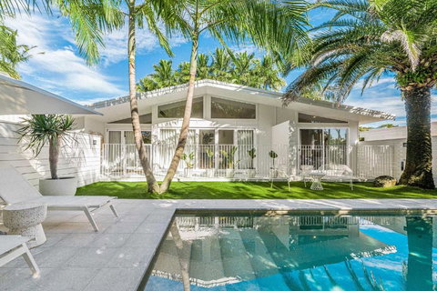 A Perfect Stay - The Chalet - Hobart Tourism 1