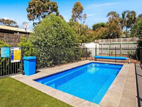 A Perfect Ten - Hobart Tourism 0