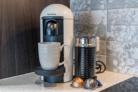 A Plus Location Views Games Balcony BBQ And Dining - Tourism TAS 2