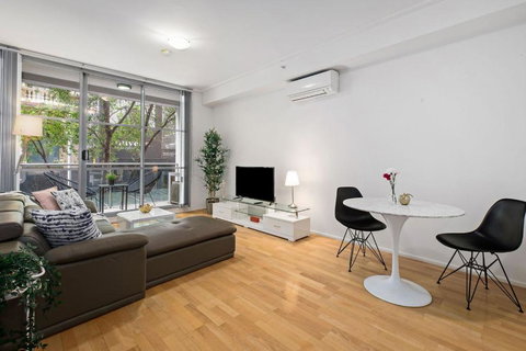 A Plush & Comfy Studio Next To Darling Harbour - Tourism TAS 3