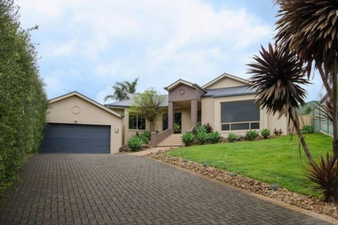 A Scent Of Lavender - Tourism TAS 1