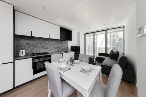 A Spacious & Lux Apt For 5 Next To Southern Cross - Tourism TAS 3
