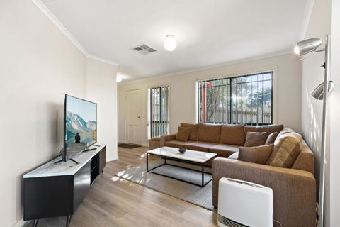 A Stones Throw - Tourism TAS 2