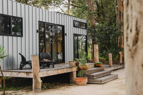 A Tamed Wilderness - Tourism TAS 0