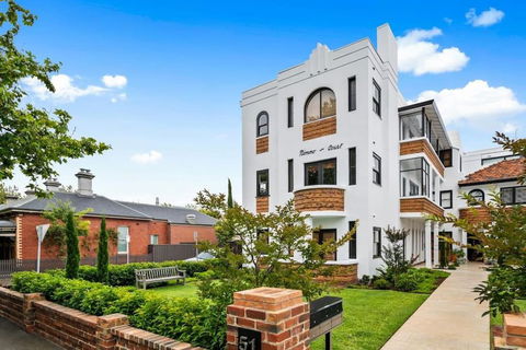 A1 Art Deco 2 Bedroom Apt Sleeps 5 Nimmo1 - Tourism TAS 0