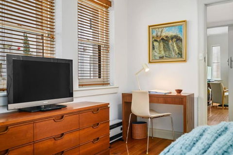 A1 Art Deco 2 Bedroom Apt Sleeps 5 Nimmo1 - Tourism TAS 4